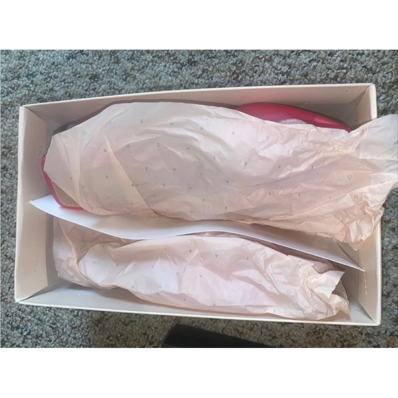 PINK BCBG HEELS MAN MADE UPPER PASSION PINK MISTANY SIZE 8.5 - Picture 11 of 11